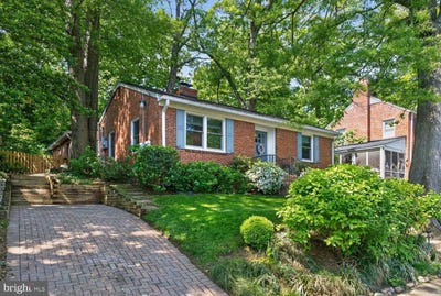 /international/us/2632-s-grant-st-arlington-va-110107725222/