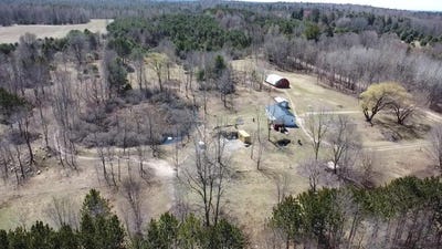 /international/us/5325-archer-road-brethren-mi-110101457071/