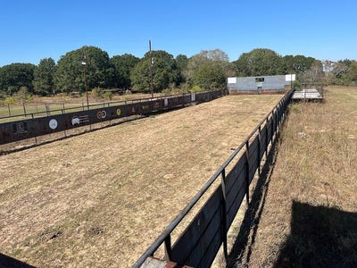 /international/us/0-mieth-rd-sealy-tx-110105512191/