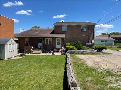 /international/us/106-columbus-way-weirton-wv-110108356405/