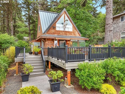 /international/us/1631-s-hemlock-st-cannon-beach-or-110100977366/