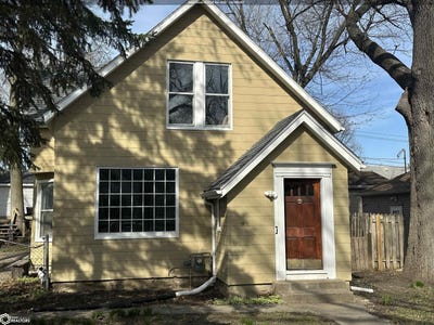 /international/us/515-s-starr-avenue-burlington-ia-110103658742/