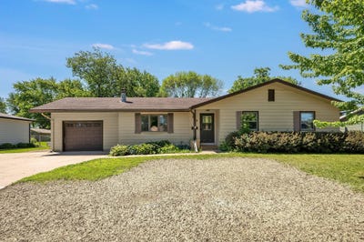 /international/us/305-maywood-avenue-eagle-lake-mn-110108819337/