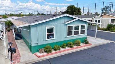 /international/us/525-n-gilbert-st-anaheim-ca-110107386175/