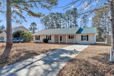 /international/us/114-education-lane-havelock-nc-110105221843/