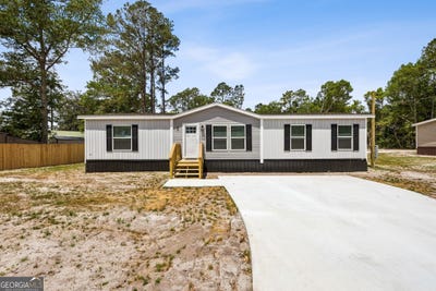 /international/us/45-bailey-street-folkston-ga-110107711097/
