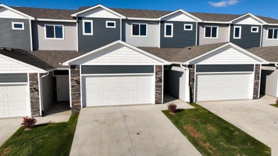 /international/us/3007-bracken-place-norwalk-ia-110103434857/