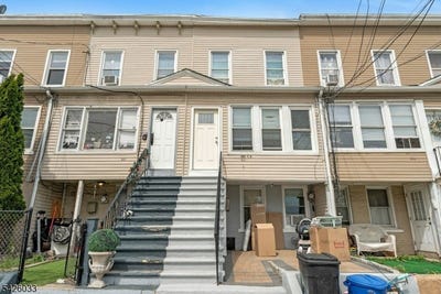 /international/us/331-1-2-forest-kearny-town-nj-110107456330/