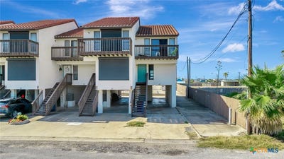 /international/us/22-pirates-cove-port-o-connor-tx-110103582409/