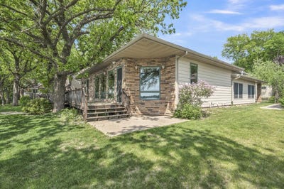 /international/us/2513-1st-street-west-okoboji-ia-110095569614/?lang=zh-tw
