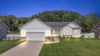 /international/us/10765-lance-avenue-allendale-mi-110110307125/