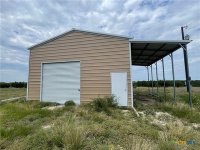 /international/us/815-county-road-2080-lometa-tx-110098569358/?lang=en
