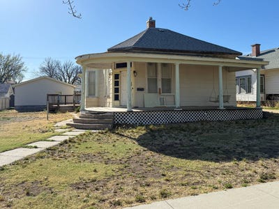 /international/us/506-n-1st-ave-norton-ks-110107404204/