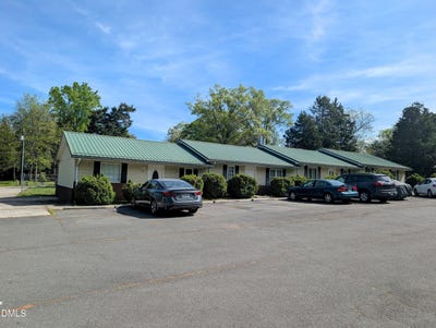 /international/us/119-lynn-drive-roxboro-nc-110107057962/