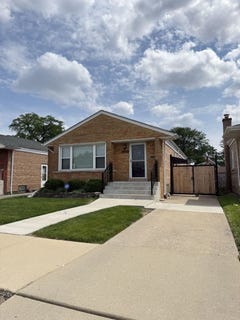 /international/us/3725-w-80th-street-chicago-il-110108145017/