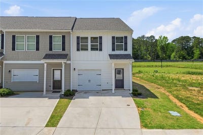 /international/us/157-village-green-drive-adairsville-ga-110108019303/