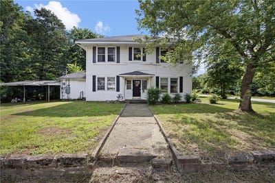 /international/us/308-main-street-atkins-ar-110108615056/