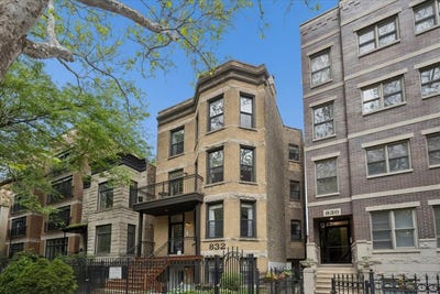 /international/us/832-w-roscoe-street-chicago-il-110108507736/