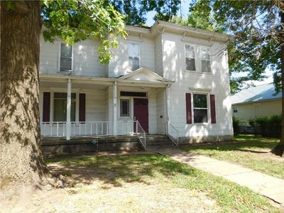 /international/us/420-n-washington-street-nevada-mo-110100750810/