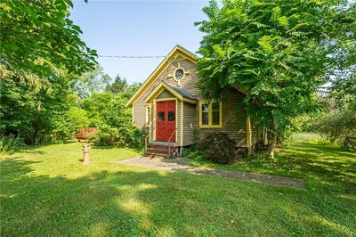 /international/us/6689-miller-road-arcadia-ny-110100976571/?lang=en