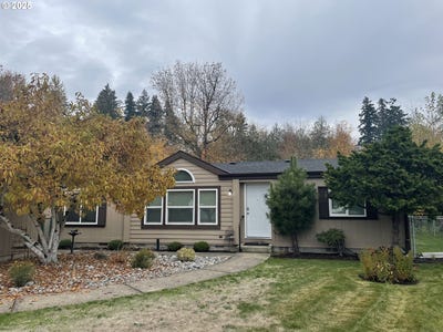/international/us/1655-s-elm-st-canby-or-110100926411/