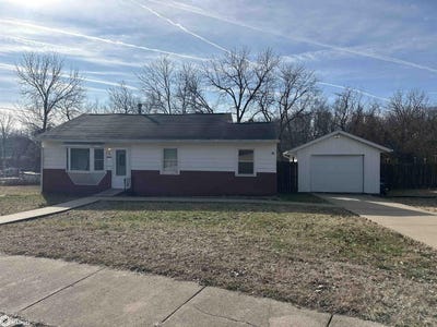 /international/us/123-shields-street-burlington-ia-110104575478/