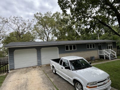 /international/us/150-wilson-place-oswego-il-110119968958/