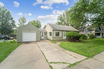 /international/us/716-w-18-street-cedar-falls-ia-110101307560/?lang=zh-cn