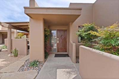 /international/us/9246-e-whitethorn-circle-scottsdale-az-110101269411/