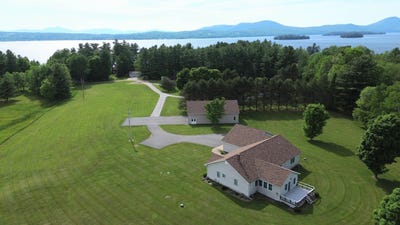 /international/us/348-whispering-pines-road-derby-vt-110108575111/