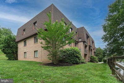 /international/us/1316-valley-dr-west-chester-pa-110100560214/