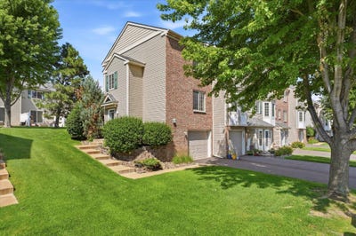 /international/us/7321-147th-terrace-nw-ramsey-mn-110119472121/