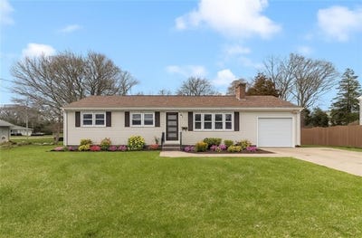 /international/us/50-riverview-avenue-westerly-ri-110100210402/?lang=id