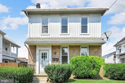 /international/us/25-w-penn-avenue-cleona-pa-110109975228/