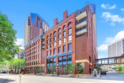 /international/us/198-6th-street-e-saint-paul-mn-110109511625/
