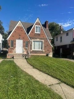 /international/us/14740-woodmont-avenue-detroit-mi-110120617103/