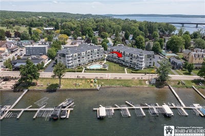 /international/us/50-lakeside-drive-bemus-point-ny-110106788246/