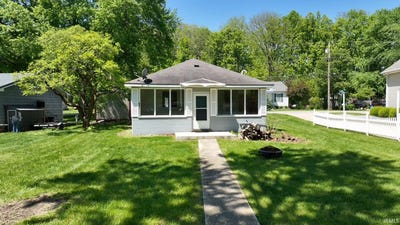 /international/us/705-bluewater-drive-monticello-in-110107895329/