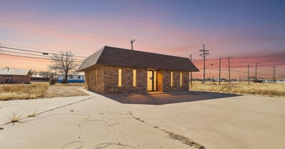 /international/us/1009-12th-street-seagraves-tx-110104414403/