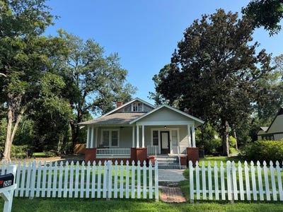 /international/us/206-e-cranford-valdosta-ga-110106040660/