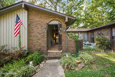/international/us/7921-whitcomb-rd-powell-tn-110120109187/
