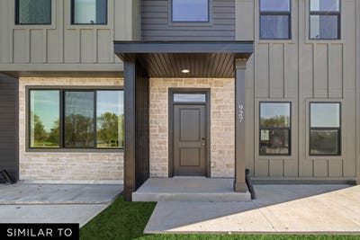 /international/us/913-percheron-lane-norwalk-ia-110107717678/