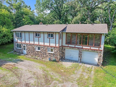 /international/us/7870-w-2-mile-rd-franksville-wi-110101344326/?lang=en