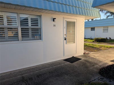 /international/us/1801-bedford-lane-sun-city-center-fl-110107003629/