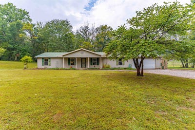 /international/us/8900-martin-martin-rd-henderson-ky-110102454367/