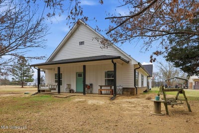 /international/us/389-moss-road-canton-ms-110105222890/