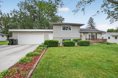 /international/us/3124-pridemore-drive-cedar-falls-ia-110108209226/