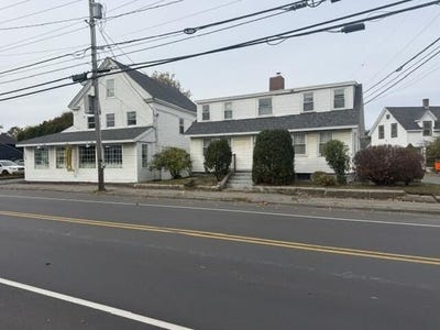 /international/us/158-s-main-street-rockland-me-110120529000/