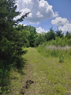 /international/us/kiowa-rd-oskaloosa-ks-110108467233/