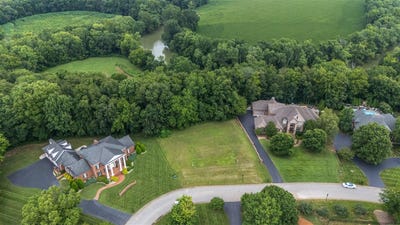 /international/us/1191-rivergreen-lane-bowling-green-ky-110101350072/?lang=zh-tw